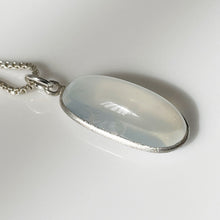 Cargar imagen en el visor de la galería, Antique Moonstone Pendant. Edwardian Sterling Silver 5.5ct Oval Moonstone Pendant Necklace. Minimalist Moonstone Pendant & Silver Box Chain