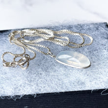 Cargar imagen en el visor de la galería, Antique Moonstone Pendant. Edwardian Sterling Silver 5.5ct Oval Moonstone Pendant Necklace. Minimalist Moonstone Pendant & Silver Box Chain