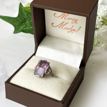 Lade das Bild in den Galerie-Viewer, Antique Art Deco Amethyst Silver Ring. Pointed Baguette Cut Purple Amethyst & White Topaz Gemstone Ring. 1920s Gemstone Ring, UK M, US 6.25