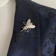 Cargar imagen en el visor de la galería, Antique Victorian Sterling Silver Bumble Bee Brooch. Victorian Insect Animal Bug Jewellery. Antique Silver Lapel/Stock/Cravat Pin