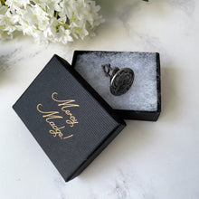 Cargar imagen en el visor de la galería, Georgian Steel Seal Fob With Fox Intaglio. Antique Armorial Coat Of Arms Carved Seal Fob Pendant. Georgian Heraldic Family Crest Wax Seal