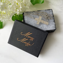 Lade das Bild in den Galerie-Viewer, Antique Victorian Sterling Silver Engraved Ivy Cross Pendant Necklace. Eternal Love Cross Pendant, Belcher Chain, Frances Baker, England