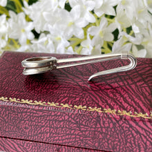 Charger l'image dans la galerie, Vintage English Sterling Silver Napkin Holder. Mens Shirt/Tie Clip Hook For Napkin. Silver Formal Suit Accessory, Wedding Groom Gift For Him