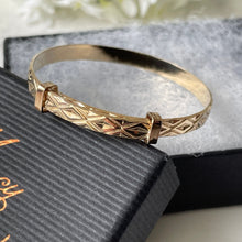 Cargar imagen en el visor de la galería, Vintage 9ct Gold Baby Bangle. Diamond Engraved Rolled Gold Childs Bracelet. English Expanding Adjustable Bangle. Baptismal, Christening Gift