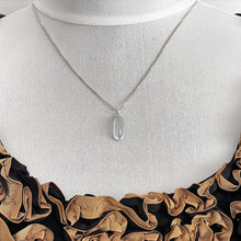 Cargar imagen en el visor de la galería, Antique Moonstone Pendant. Edwardian Sterling Silver 5.5ct Oval Moonstone Pendant Necklace. Minimalist Moonstone Pendant & Silver Box Chain
