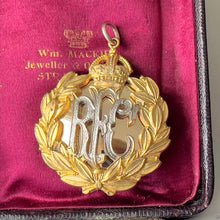 Cargar imagen en el visor de la galería, Rare Antique Edwardian Sweetheart Locket. Gold & Silver Gilt British Royal Flying Corps Photo Locket. Rare British Regalia Jewelry WW1 c1914