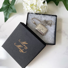 Lade das Bild in den Galerie-Viewer, Vintage 1970s Sterling Silver Rectangular Locket & Belcher Chain. Art Nouveau Style Floral Engraved Photo Frame/Book Locket Pendant Necklace