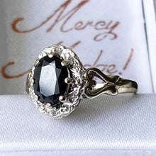 Lade das Bild in den Galerie-Viewer, Vintage 9ct Gold, Sapphire & Diamond Cluster Ring. Classic Sapphire Engagement Ring, Heart Setting. English Edwardian Revival Halo Ring.