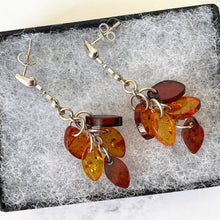 Lade das Bild in den Galerie-Viewer, Vintage Sterling Silver Baltic Amber Earrings. Marquise Beaded Dangle Drop Earrings. Honey & Cognac Mixed Amber Cluster Chandelier Earrings.