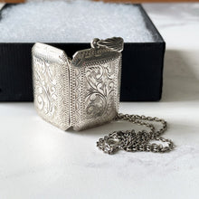 Lade das Bild in den Galerie-Viewer, Vintage 1970s Sterling Silver Rectangular Locket & Belcher Chain. Art Nouveau Style Floral Engraved Photo Frame/Book Locket Pendant Necklace