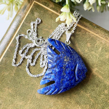 Carica l'immagine nel visualizzatore di Gallery, Carved Lapis Lazuli Sterling Silver Angelfish Pendant Necklace. Vintage Blue Lapis Figural Pendant. Large Tropical Angel Fish Pendant, Chain