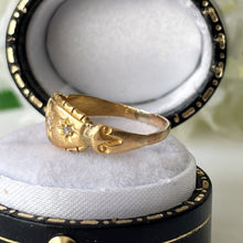 Carica l'immagine nel visualizzatore di Gallery, Antique Georgian 18ct Gold Mine Cut Diamond Ring. 3-Stone Diamond Bright Cut Daisy Band Ring. 18K Gold Small Antique Midi Pinky Ring