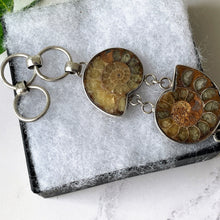 Carica l'immagine nel visualizzatore di Gallery, Vintage Ammonite Sterling Silver Bracelet. Large Whitby Ammonite Silver Panel Bracelet. Boho Ancient Amulet Bracelet. Ammonite Jewellery