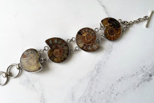 Carica l'immagine nel visualizzatore di Gallery, Vintage Ammonite Sterling Silver Bracelet. Large Whitby Ammonite Silver Panel Bracelet. Boho Ancient Amulet Bracelet. Ammonite Jewellery