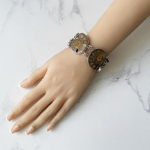 Carica l'immagine nel visualizzatore di Gallery, Vintage Ammonite Sterling Silver Bracelet. Large Whitby Ammonite Silver Panel Bracelet. Boho Ancient Amulet Bracelet. Ammonite Jewellery