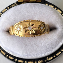 Carica l'immagine nel visualizzatore di Gallery, Antique Georgian 18ct Gold Mine Cut Diamond Ring. 3-Stone Diamond Bright Cut Daisy Band Ring. 18K Gold Small Antique Midi Pinky Ring
