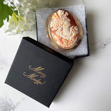 Cargar imagen en el visor de la galería, Massive Antique 10ct Gold Bacchante Cameo Brooch. Museum Quality Italian Carved Shell Cameo. 10K Gold Edwardian/Victorian Cameo Brooch c1900