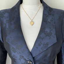 Carica l'immagine nel visualizzatore di Gallery, Antique Edwardian 9ct Gold Heart Locket Pendant. Floral Engraved 9ct Gold Back & Front Photo Locket. Antique Yellow Gold Love Heart Locket