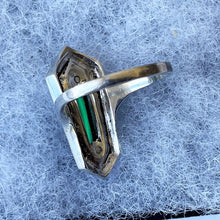 Carica l'immagine nel visualizzatore di Gallery, Art Deco Silver & Green Chrysoprase Marcasite Ring. 1930s Egyptian Revival Sarcophagus Ring. Antique Sterling Silver Cocktail Ring, Germany