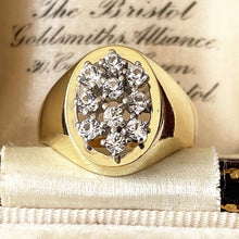 Carica l'immagine nel visualizzatore di Gallery, Vintage 18ct Gold Gemstone Set Signet Ring. Modernist White Spinel Dome Ring. Asian High Carat Yellow Gold Unisex Index/Pinky Finger Ring