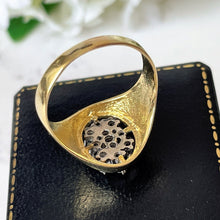 Carica l'immagine nel visualizzatore di Gallery, Vintage 18ct Gold Gemstone Set Signet Ring. Modernist White Spinel Dome Ring. Asian High Carat Yellow Gold Unisex Index/Pinky Finger Ring
