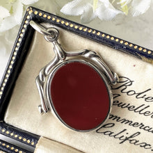 Carica l'immagine nel visualizzatore di Gallery, Antique Victorian Silver Spinner Fob Pendant. Scottish Bloodstone & Carnelian Watch Chain Fob Hallmarked 1887. Victorian Necklace Pendant.
