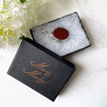 Carica l'immagine nel visualizzatore di Gallery, Antique Victorian Silver Spinner Fob Pendant. Scottish Bloodstone & Carnelian Watch Chain Fob Hallmarked 1887. Victorian Necklace Pendant.