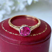 Carica l'immagine nel visualizzatore di Gallery, Antique Victorian 18ct Gold Pink Ruby Paste Ring. Antique 1.0ct Solitaire Ring. Platinum Bezel Set Antique Paste Gold Ring, Size M or 6.25