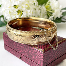 Carica l'immagine nel visualizzatore di Gallery, Vintage 1967 Harrods Of London Hard Gold Plated Sterling Silver Bracelet. Edwardian Style Engraved English Oak Leaf Gold Bangle Bracelet.