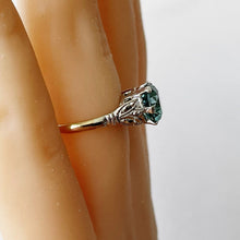 Carica l'immagine nel visualizzatore di Gallery, Vintage Blue Zircon Solitaire Ring, 9ct Gold. 1960s Retro 2-Carat Sky Blue Zircon Cocktail Ring. Art Deco Revivalist Engagement Ring.