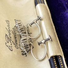 Carica l'immagine nel visualizzatore di Gallery, Antique Sterling Silver Paste Diamond Cluster Earrings. 1920s/30s Art Deco Screw Back Flower Earrings. Antique Paste Gemstone Jewellery