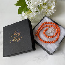 Carica l'immagine nel visualizzatore di Gallery, Antique Red Coral Bead Necklace, 9ct Gold Clasp. Victorian Natural Mediterranean Coral Choker. Petite/Girls Salmon Orange Coral Necklace