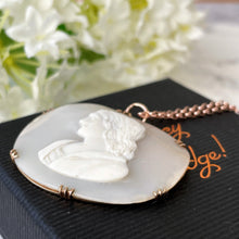Charger l'image dans la galerie, Antique 9ct Gold Cameo Pendant Of St. John. Georgian/Victorian Left Facing Biblical Male Cameo. Rose Gold Antique Religious Necklace Pendant