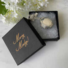 Carica l'immagine nel visualizzatore di Gallery, Georgian Silver Vinaigrette William Pugh 1804 Birmingham. Antique Engraved Oval Vinaigrette Pendant. Georgian Chatelaine/Watch Chain Fob