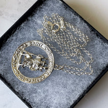 Cargar imagen en el visor de la galería, Vintage 1960s Sterling Silver St Christopher Pendant, Optional Chain. Patron Saint of Travellers Unisex Pendant. Spiritual Jewelry Amulet