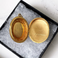 Carica l'immagine nel visualizzatore di Gallery, Victorian 18ct Gold On Silver Bullseye Locket. Antique Scottish Banded Agate Starburst Pendant. Large Etruscan Revival Photo Keepsake Locket