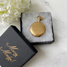 Carica l'immagine nel visualizzatore di Gallery, Antique Victorian 9ct Gold Fronted Pendant Locket. Large Flower & Fern Engraved Gold Locket. Pocket Watch Style Photo/Keepsake Locket.