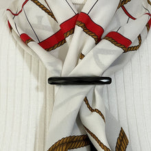 Carica l'immagine nel visualizzatore di Gallery, Antique Whitby Jet Long Bar Brooch. Victorian Carved Faceted Black English Jet Sash/Scarf Brooch. Alternative Stock/Cravat Mourning Pin