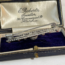 Carica l'immagine nel visualizzatore di Gallery, Antique Red Coral & Silver Bar Brooch. Edwardian Art Nouveau Fine Silver Filigree Gemstone Lapel Pin. Alternative Antique Cravat/Stock Pin