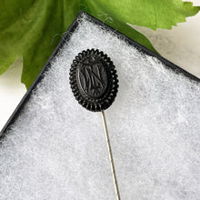 Carica l'immagine nel visualizzatore di Gallery, Victorian Whitby Jet Stick Pin. Antique Carved Monogram English Jet Pin. Black Gemstone Lapel/Tie/Cravat/Stock Pin. Antique Mourning Jewelry