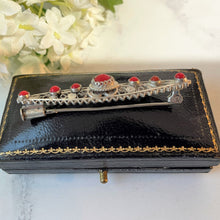 Carica l'immagine nel visualizzatore di Gallery, Antique Red Coral & Silver Bar Brooch. Edwardian Art Nouveau Fine Silver Filigree Gemstone Lapel Pin. Alternative Antique Cravat/Stock Pin