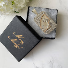 Carica l'immagine nel visualizzatore di Gallery, Victorian Sterling Silver & Rose Gold Aesthetic Locket. Large Rectangular Antique Japonesque Locket With Hand Fan and Swallow Motif, Ca 1880