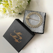 Carica l'immagine nel visualizzatore di Gallery, Antique Scottish Silver Annular Ring Brooch, Alexander Ritchie. Arts & Crafts Celtic Braided Knotwork Pin. Sterling Tartan/Plaid/Kilt Pin
