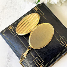Carica l'immagine nel visualizzatore di Gallery, Vintage 1960s Rolled Gold Oval Locket, Andreas Daub Germany. Art Deco Style Guilloche Engraved Photo Locket Pendant. Gold Locket & Chain