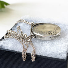 Carica l'immagine nel visualizzatore di Gallery, Vintage English Sterling Silver Engraved Spinner Locket. Victorian Revival 2-Sided Spinning Pendant Locket. Fob Style Pendant Locket & Chain