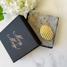 Carica l'immagine nel visualizzatore di Gallery, Vintage 1960s Rolled Gold Oval Locket, Andreas Daub Germany. Art Deco Style Guilloche Engraved Photo Locket Pendant. Gold Locket & Chain