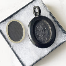 Carica l'immagine nel visualizzatore di Gallery, Antique Victorian Whitby Jet Photo Locket. Carved Faceted English Jet Picture Pendant. Antique Black Gemstone Mourning Jewellery