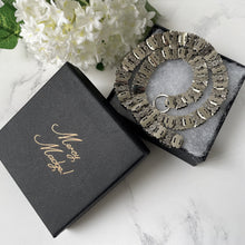 Carica l'immagine nel visualizzatore di Gallery, Victorian Sterling Silver Book Chain Necklace. Antique Engraved Silver Collar Necklace With Detachable Bolt Ring. Silver Locket Bookchain