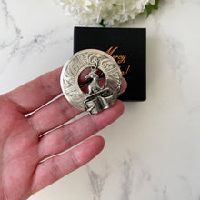 Carica l'immagine nel visualizzatore di Gallery, Victorian Scottish Silver Belted Garter & Stag Brooch. Antique Aesthetic Engraved Sterling Silver Ring Brooch. Victorian Plaid/Tartan Pin
