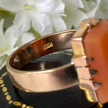 Carica l'immagine nel visualizzatore di Gallery, Antique 9ct Gold Scottish Hardstone Ring. Edwardian/Art Deco Emerald Cut Carnelian Ring. Rose Gold Orange Agate Unisex Ring, S/UK, 9.25 US.